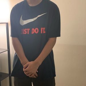 Nike *Just Do It* Black tee (Men’s Large)